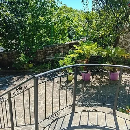 아파트 Stone Pazar Gjirokastër