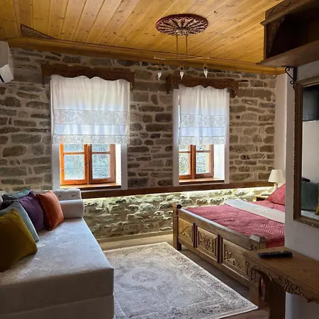 Stone Pazar Gjirokastër