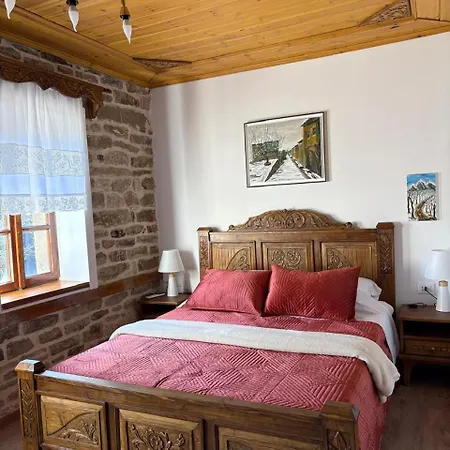 Stone Pazar Gjirokastër