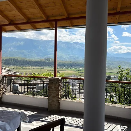 Appartamento Stone Pazar Gjirokastër
