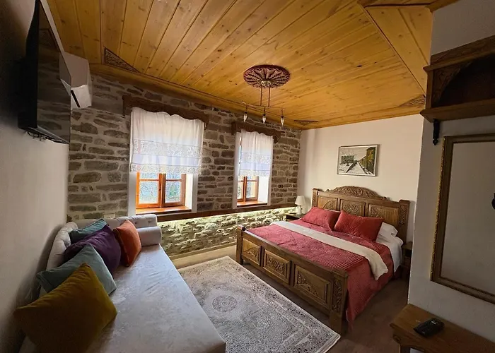 Stone Pazar Apartment
