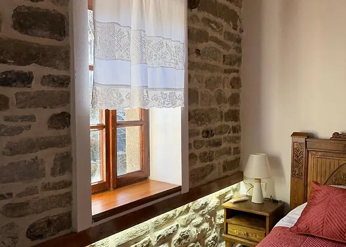 Stone Pazar *