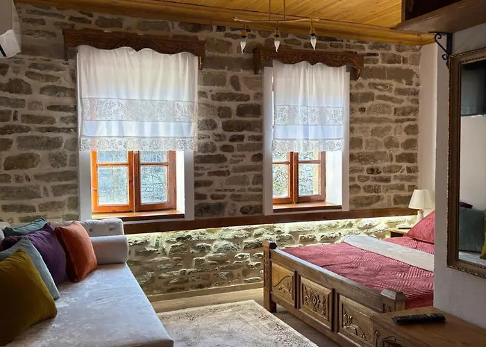 Stone Pazar Gjirokastra