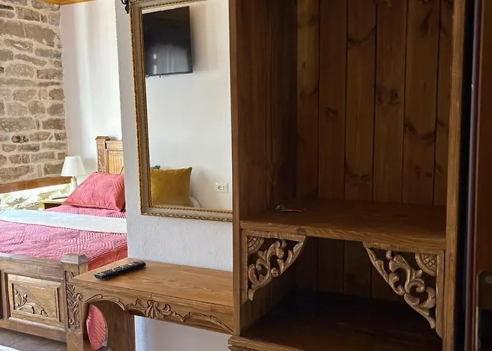 Apartment Stone Pazar *